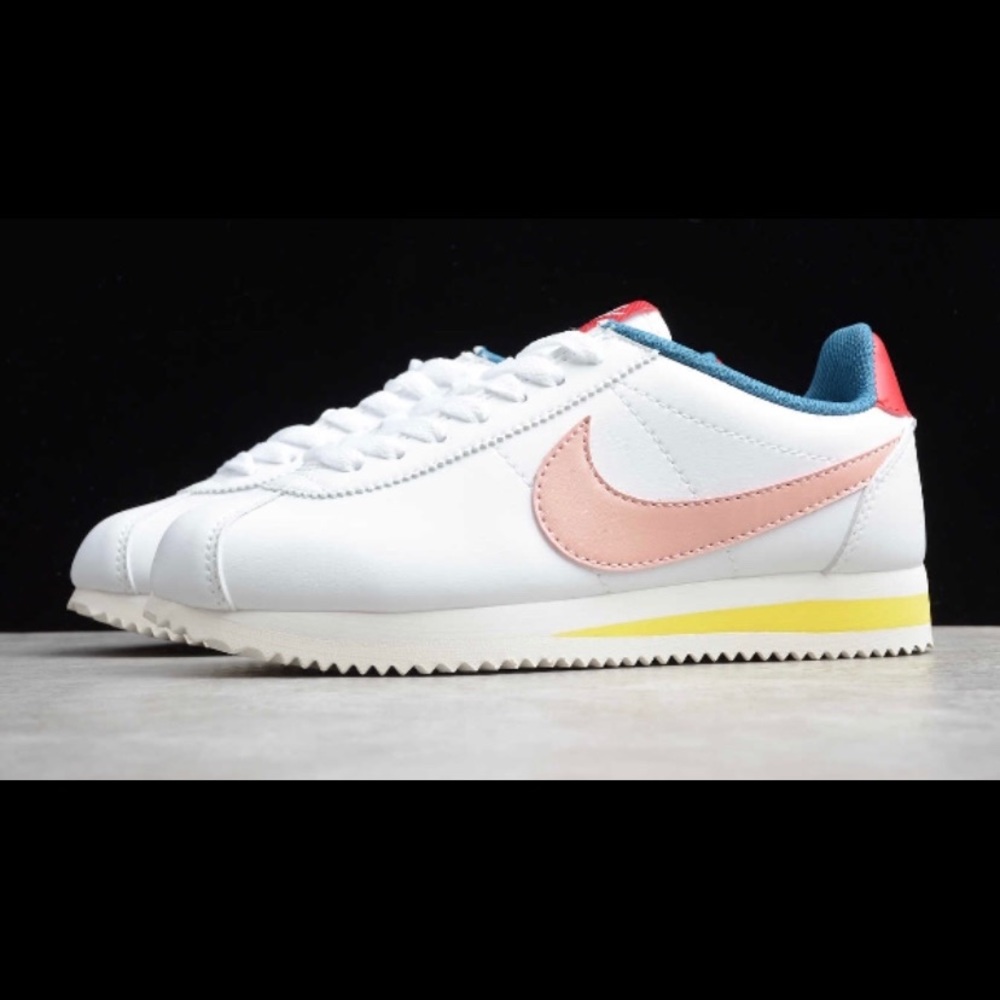 Nike Cortez